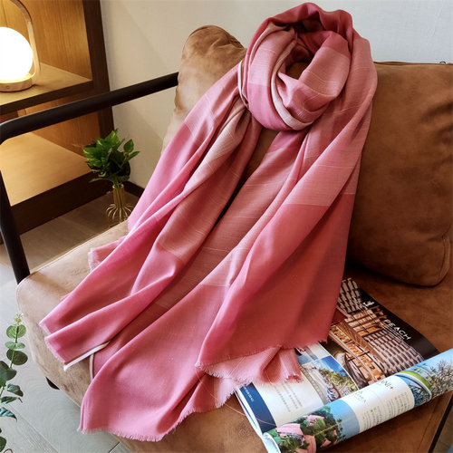 薄款色织金丝点缀软糯亲肤