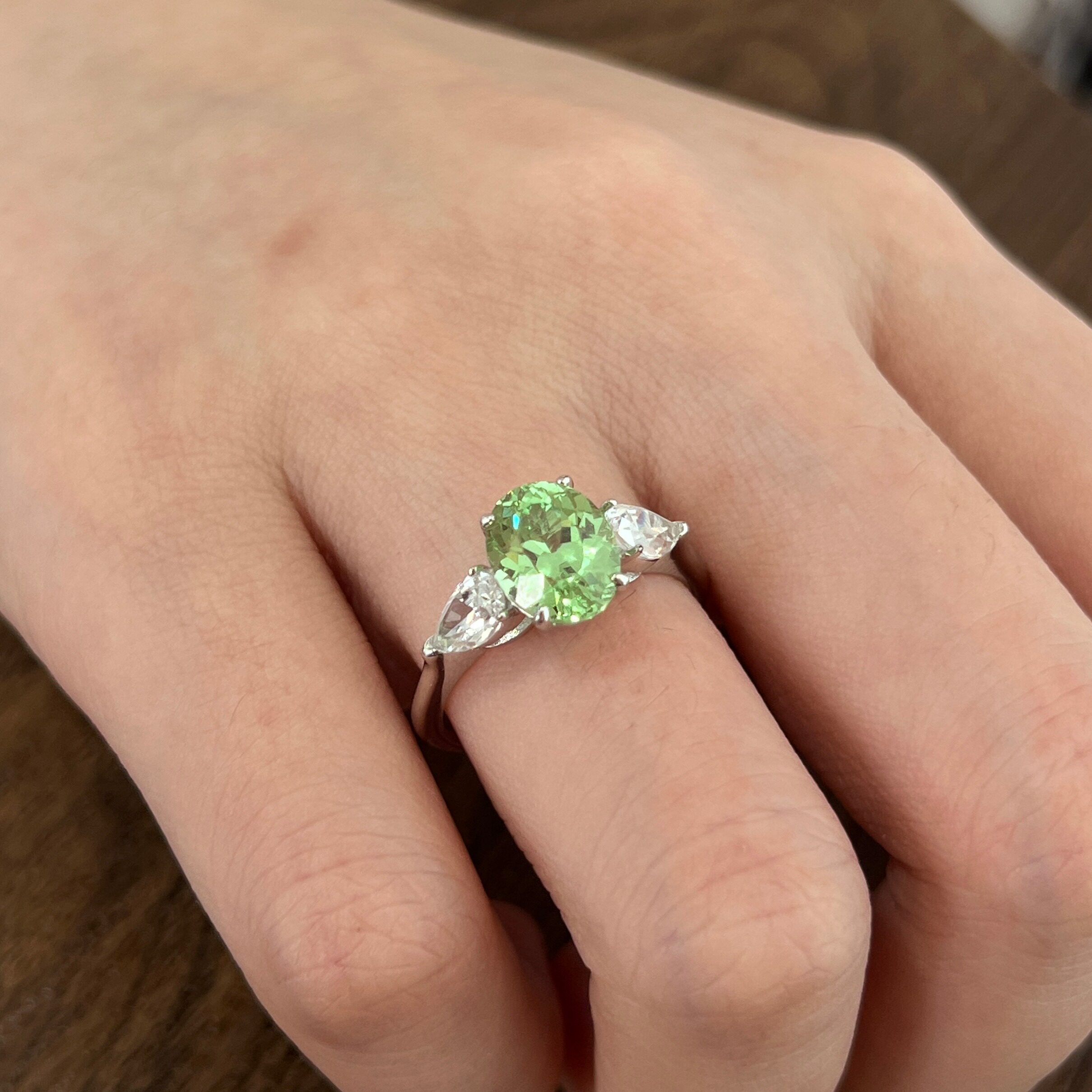 培育莎弗莱S925纯银戒指2.4ct