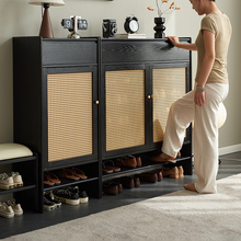 实木一体鞋柜藤编储物柜黑色入户玄关柜家用靠墙门口大容量收纳柜