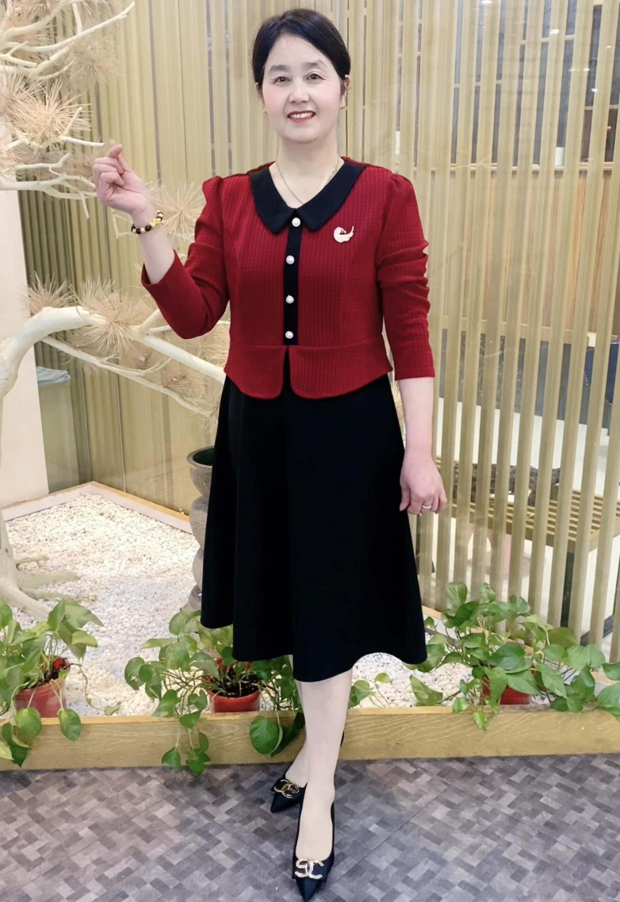 春秋新款妈妈装时尚洋气百搭显瘦中老年女装
