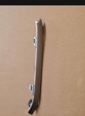 适用吉利博越L23款雷神F前杠下饰板亮条前杠下亮条银灰色