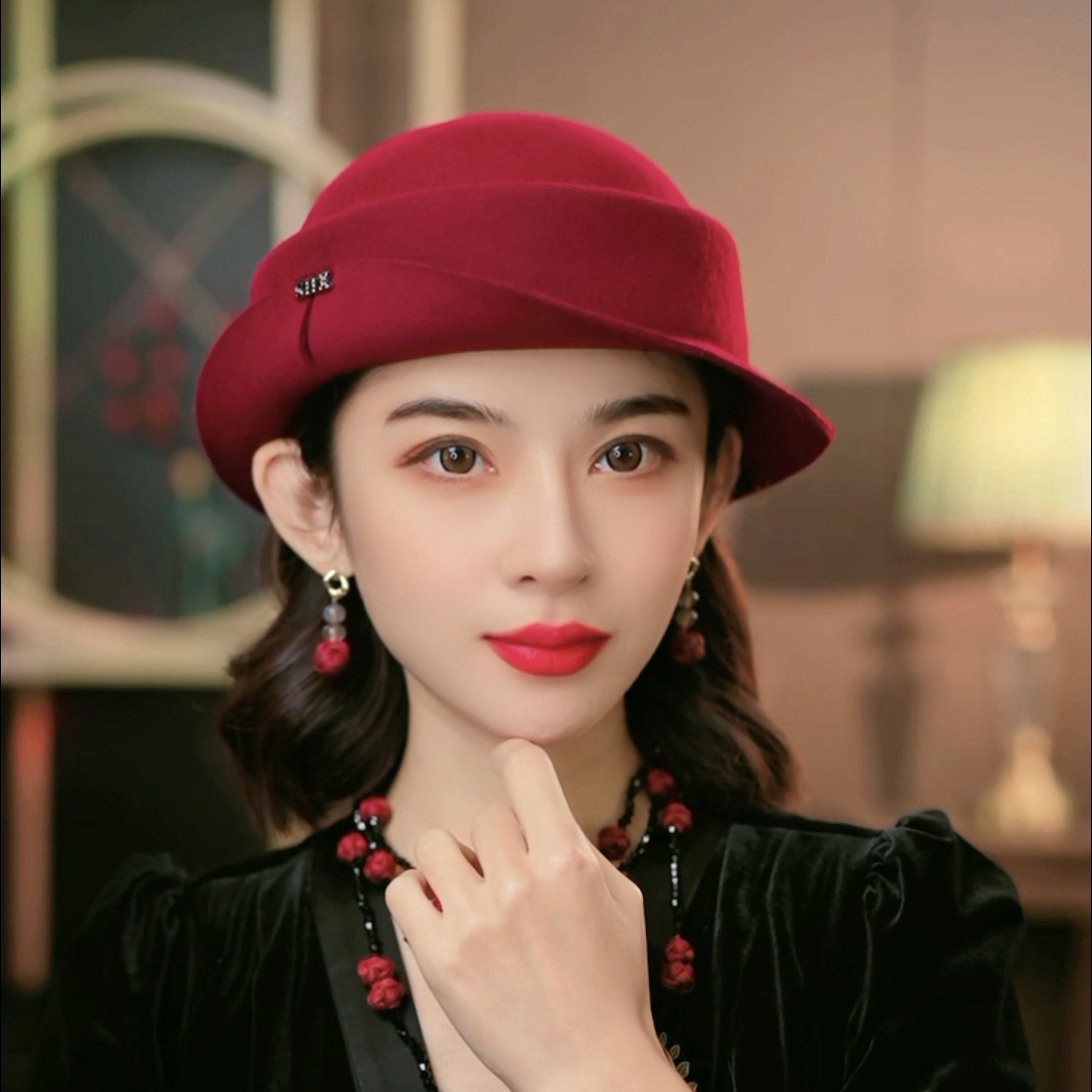 布塔礼帽出游优雅女秋冬