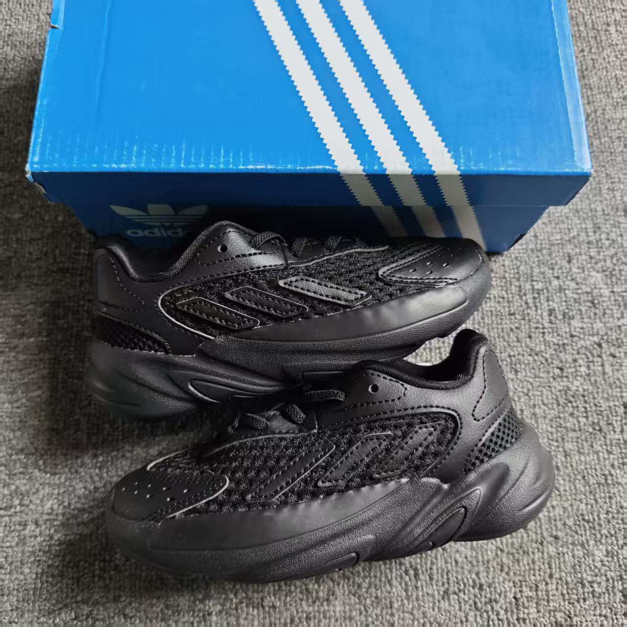 Adidas/阿迪达斯正品三叶草OZELIA EL C小童复古运动鞋JH6375