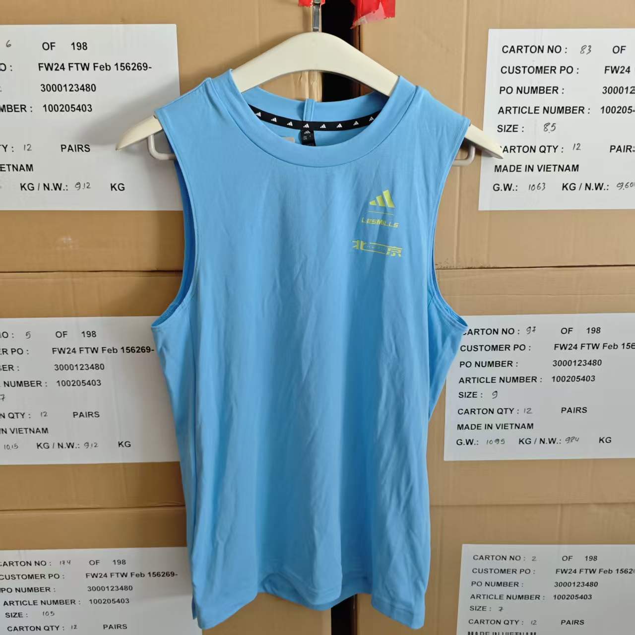 ADIDAS阿迪达斯LES MILLS莱美联名北京2025速干训练背心 KF8849