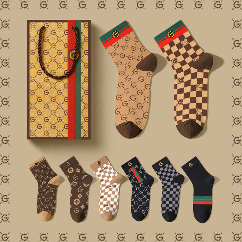 奢华品牌男女袜子纯棉四季情侣中筒袜短筒运动防臭吸汗透气礼盒装