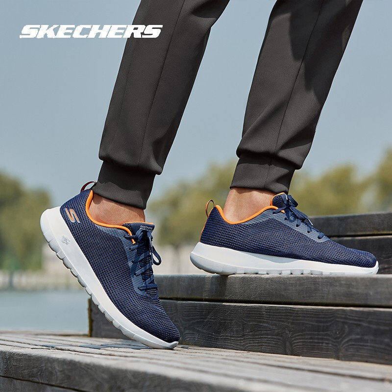 Skechers斯凯奇透气轻便运动鞋男款休闲跑步健步鞋