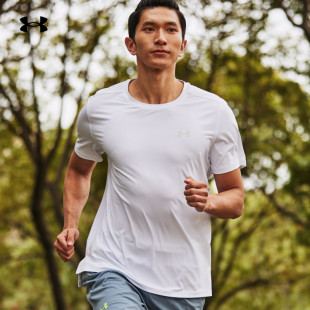 安德玛Iso T恤1376518 Chill男子跑步运动短袖