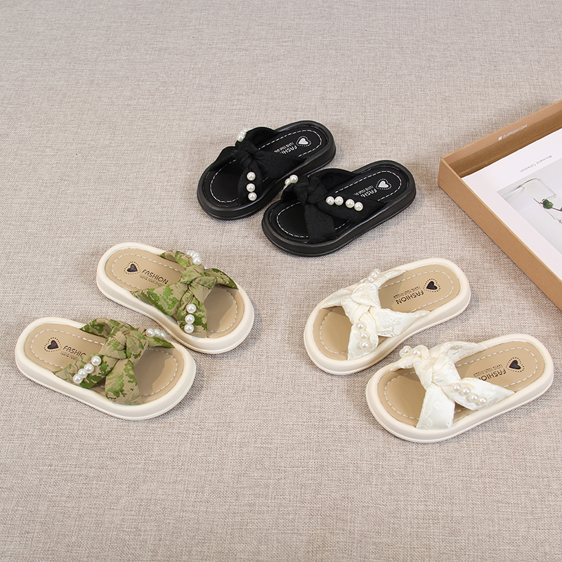 女童中国风绣花公主凉拖鞋2025夏季新款中大童外穿厚底居家一字拖