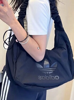 Adidas阿迪达斯正品黑色云朵单肩包手提包挎包通勤包单肩包JP0145