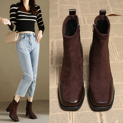 网红配裙子的高级感洋气小短靴