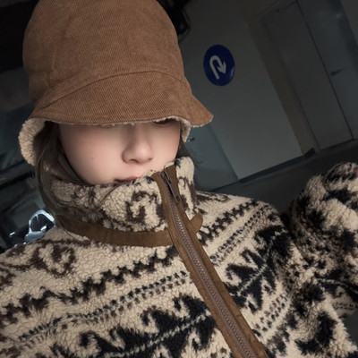 费尔岛立领皮毛一体仿皮草外套女短款加厚保暖冬季宽松百搭毛茸茸