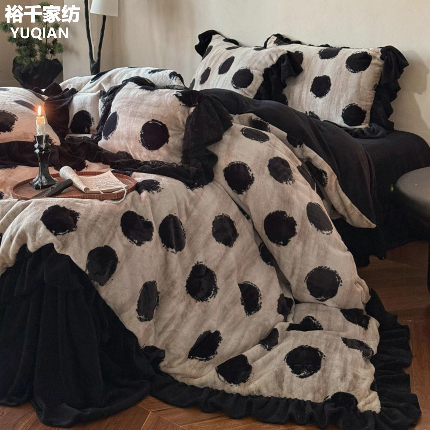 冬季加厚保暖牛奶绒四件套2026新款公主风双面珊瑚绒波点被套床品