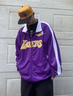 超大码 全刺绣 球衣训练服篮球oversize肥大湖人LAKERS运动夹克美版