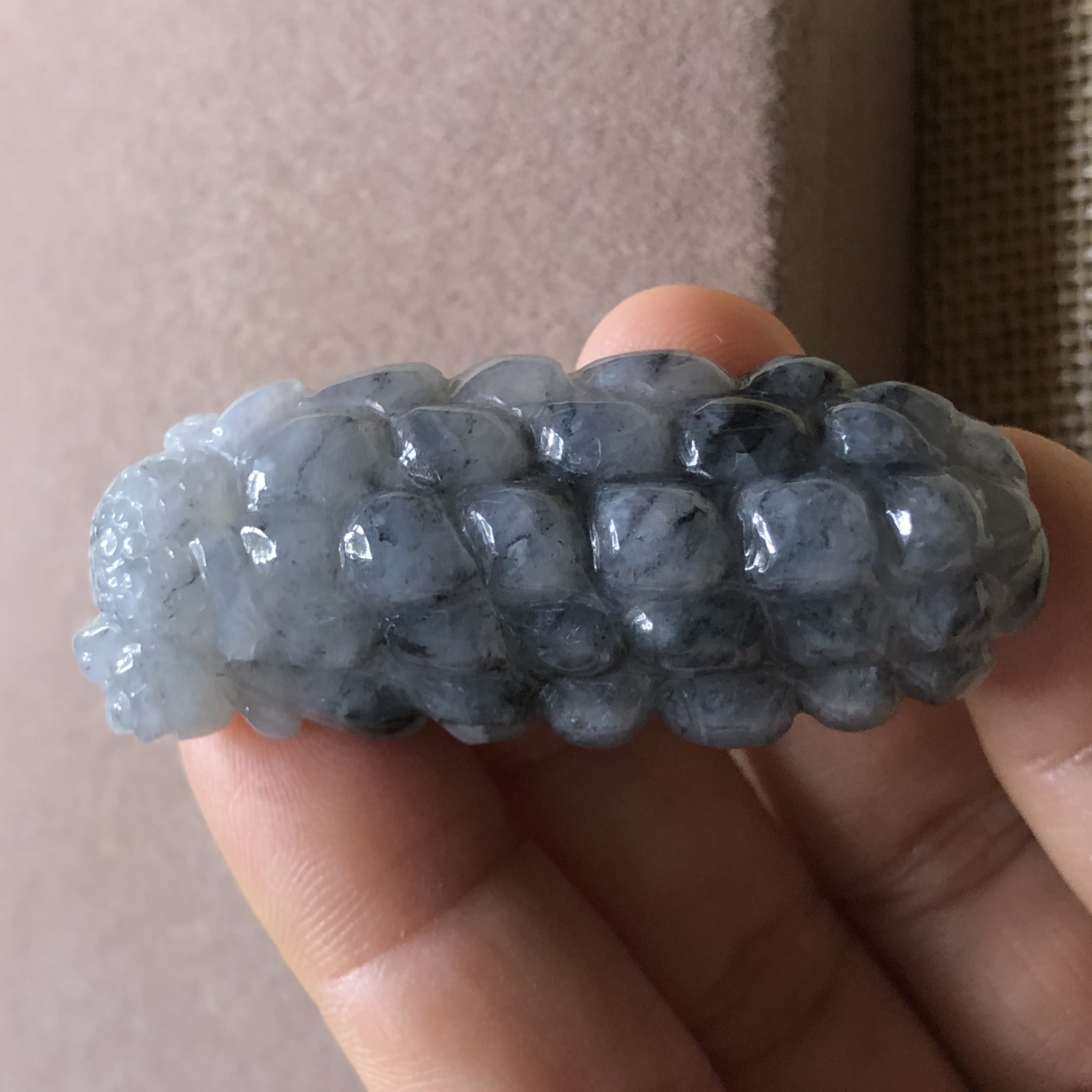 缅甸玉石A货翡翠玉雕文玩冰乌鸡起胶苦尽甘来立体福瓜挂件吊坠