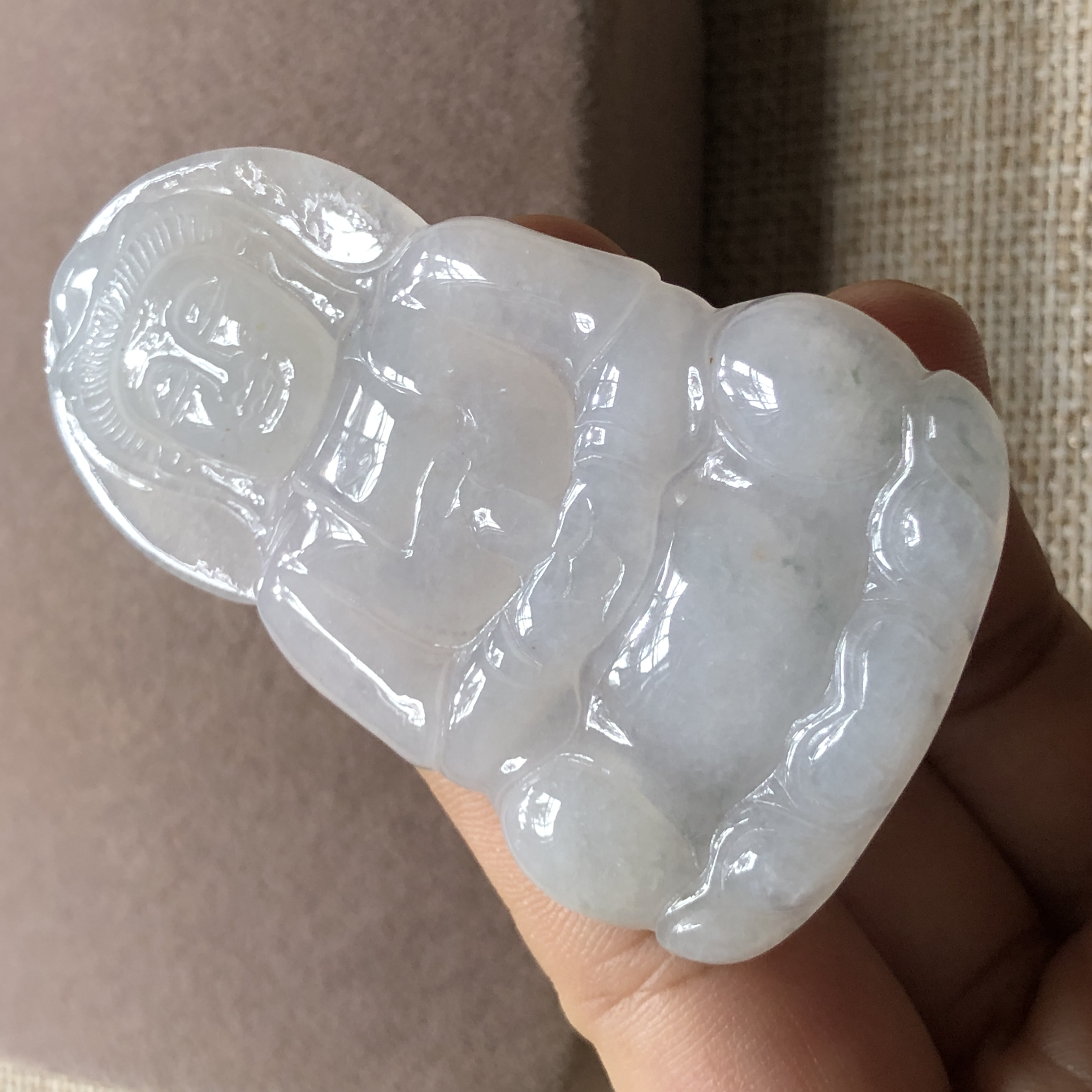 缅甸玉石A货翡翠玉器文玩老坑料冰糯种正装大观音挂件吊坠捡漏价