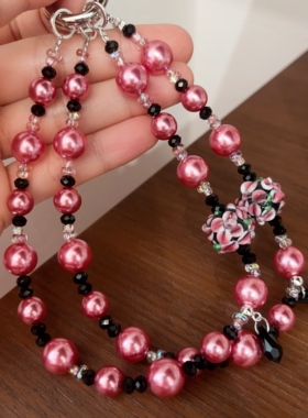 玫红黑琉璃花球~仿珍珠原创手机挂件精致串珠好运挂链包包挂饰