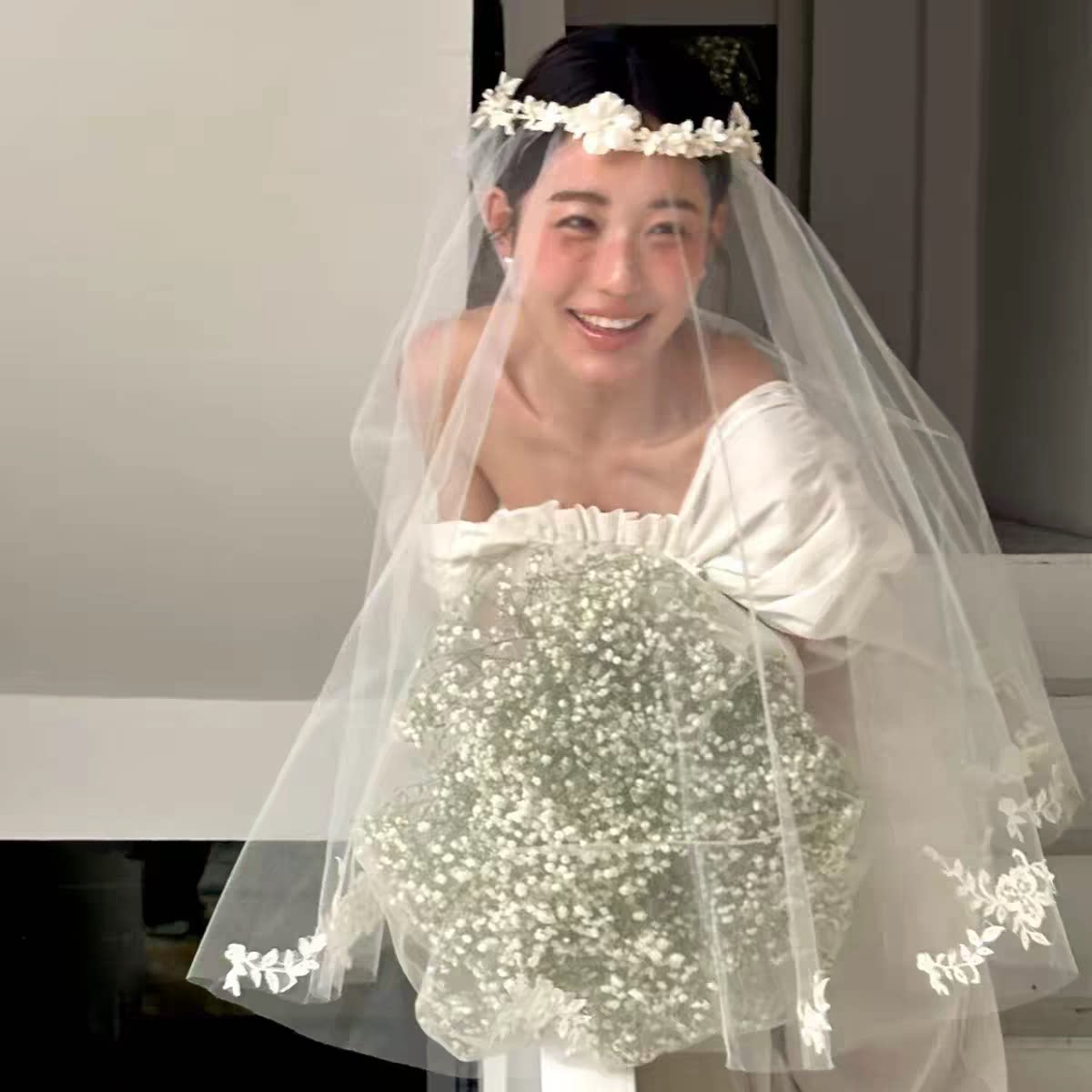 法式森系高级感白色花环头纱