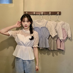 Real price 2021 spring new lace stitching color contrast short Auricularia auricula edge fake two-piece bottomed top