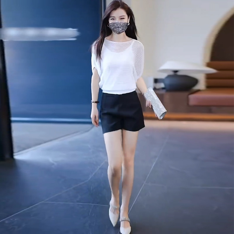 冰丝蝙蝠衫套装女2024夏季新款时尚镂空吊带上衣短袖T恤搭配短裤