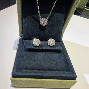 小众设计S925纯银满钻雪花耳钉项链 女 小巧精致山茶花银饰套装