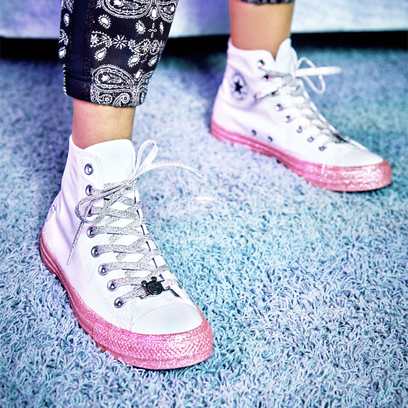 ÕýÆ·´ú¹º¿ïÍþConverse x Miley CyrusÂóÁ£ÁªÃûÉÁ·ÛÉ«ÄÐÅ®ÐÝÏаåЬ
