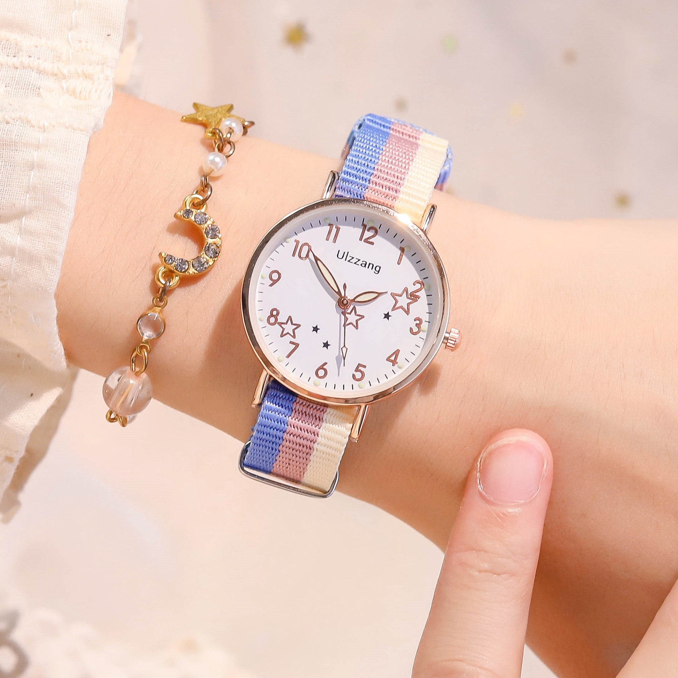 星空手表女款小巧精致ins风2021年新款学生小众设计夏季简约气质