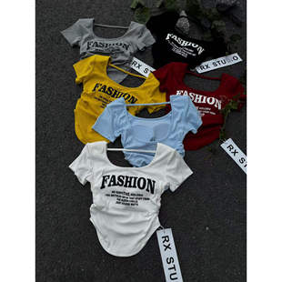 字母印花后背镂空印花短袖t恤女2026春夏辣妹性感独特u领上衣潮