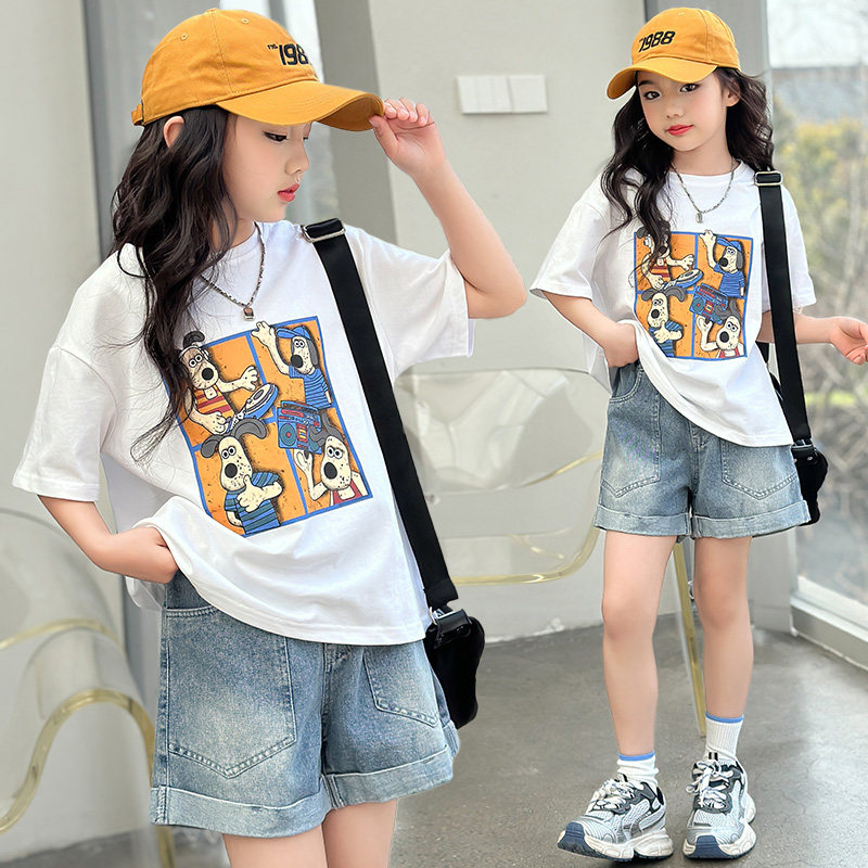 女童短袖套装夏装2026新款中大童洋气卡通T恤牛仔短裤两件套夏季