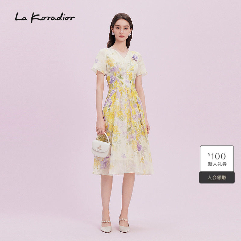 【蝴蝶兰灵感】Lakoradior拉珂蒂显瘦2025夏季桑蚕丝花卉连衣裙女
