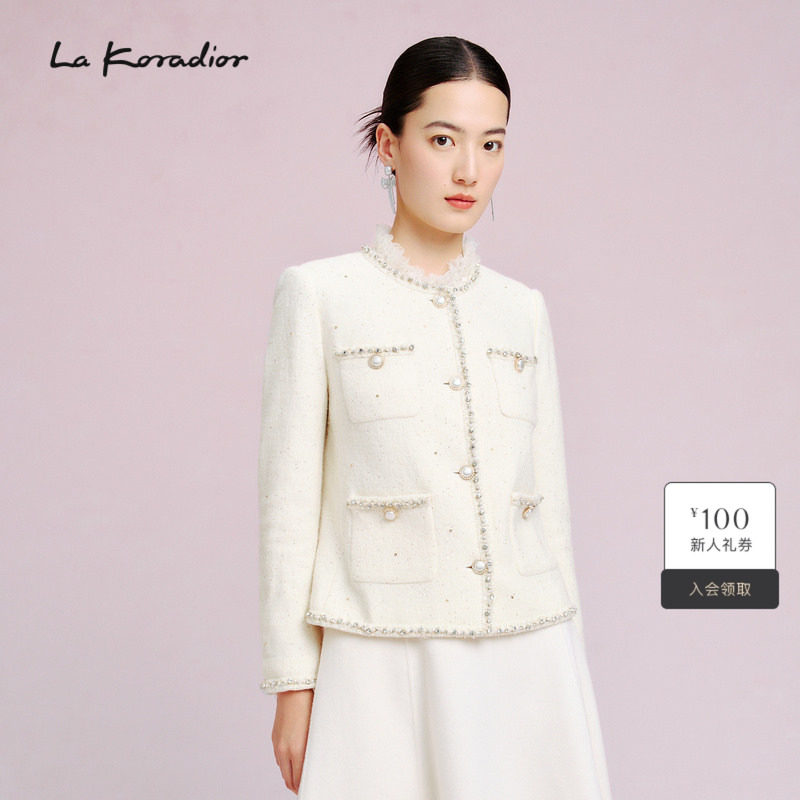 La Koradior拉珂蒂时尚新款纯色钉珠香风单排扣短上衣气质外套女