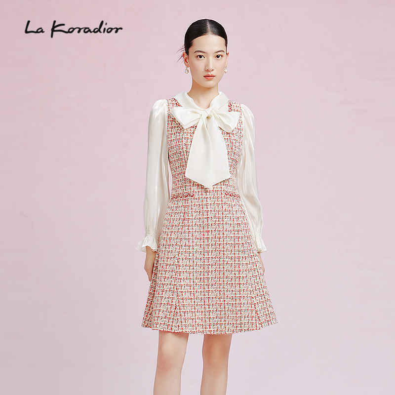 La Koradior拉珂蒂新款法式香风假两件拼接系带领气质收腰连衣裙