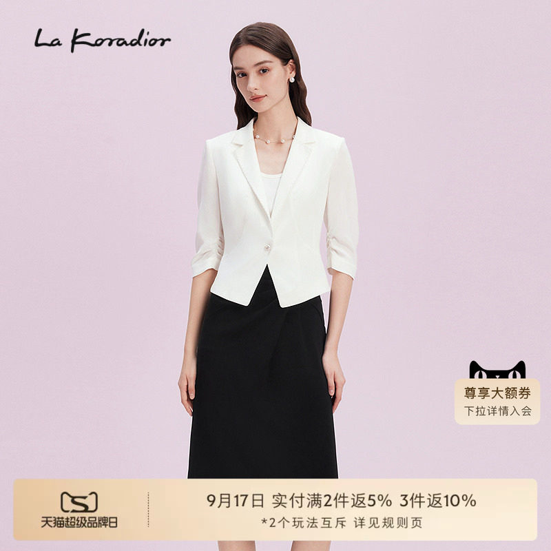 La Koradior拉珂蒂减龄简约2025夏新款商场同款桑蚕丝西服外套女