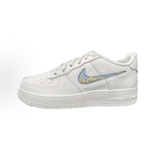 耐克AF1白色青少年低帮板鞋