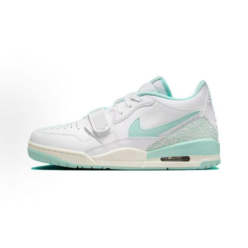 耐克AJ312低帮女子运动鞋