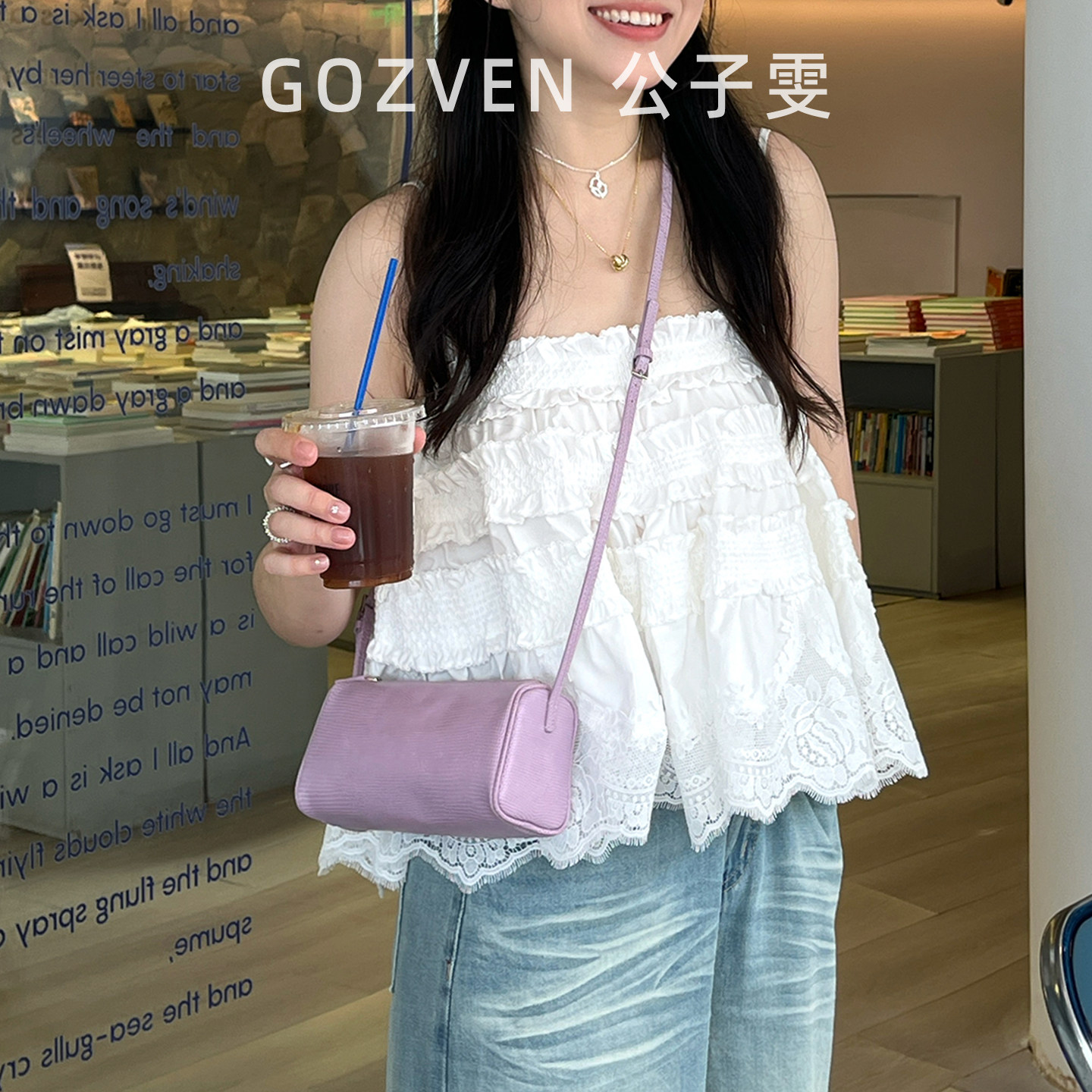 公子雯90s真皮蜥蜴纹笔筒包图片