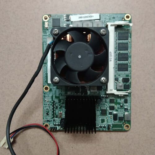 PRA-COM-QM67 V8.3 模块主板SR02W C
