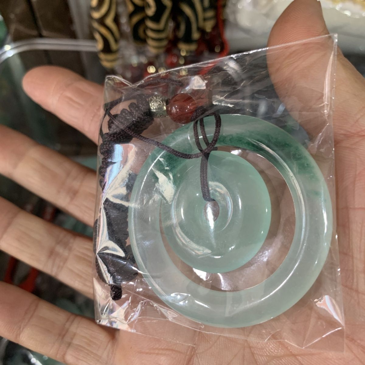 冰糯种翡翠色子母扣吊坠冰种平安颈饰