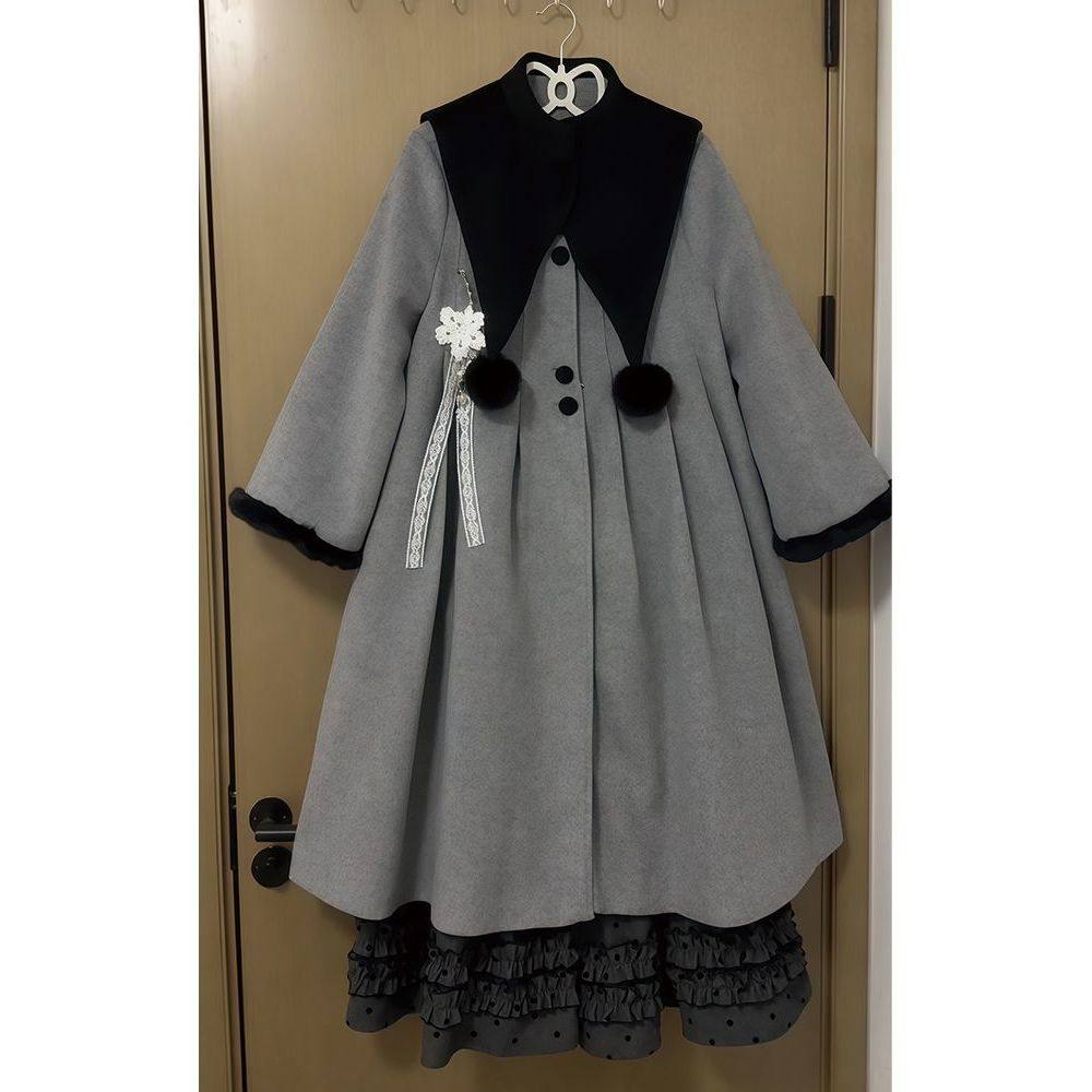 【冬日小魔女】日系可爱蝴蝶结毛球披肩+纽扣裙大衣中长外套两件