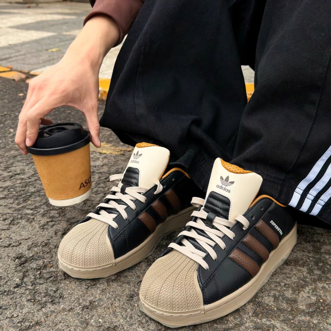Adidas三叶草男女同款复古板鞋
