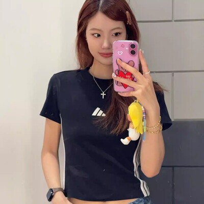 Adidas阿迪达斯女子基础圆领短袖