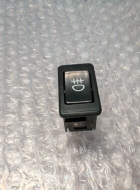 适用三菱V31V32V33前雾灯开关猎豹奇兵黑金刚后杠灯开关翘板式