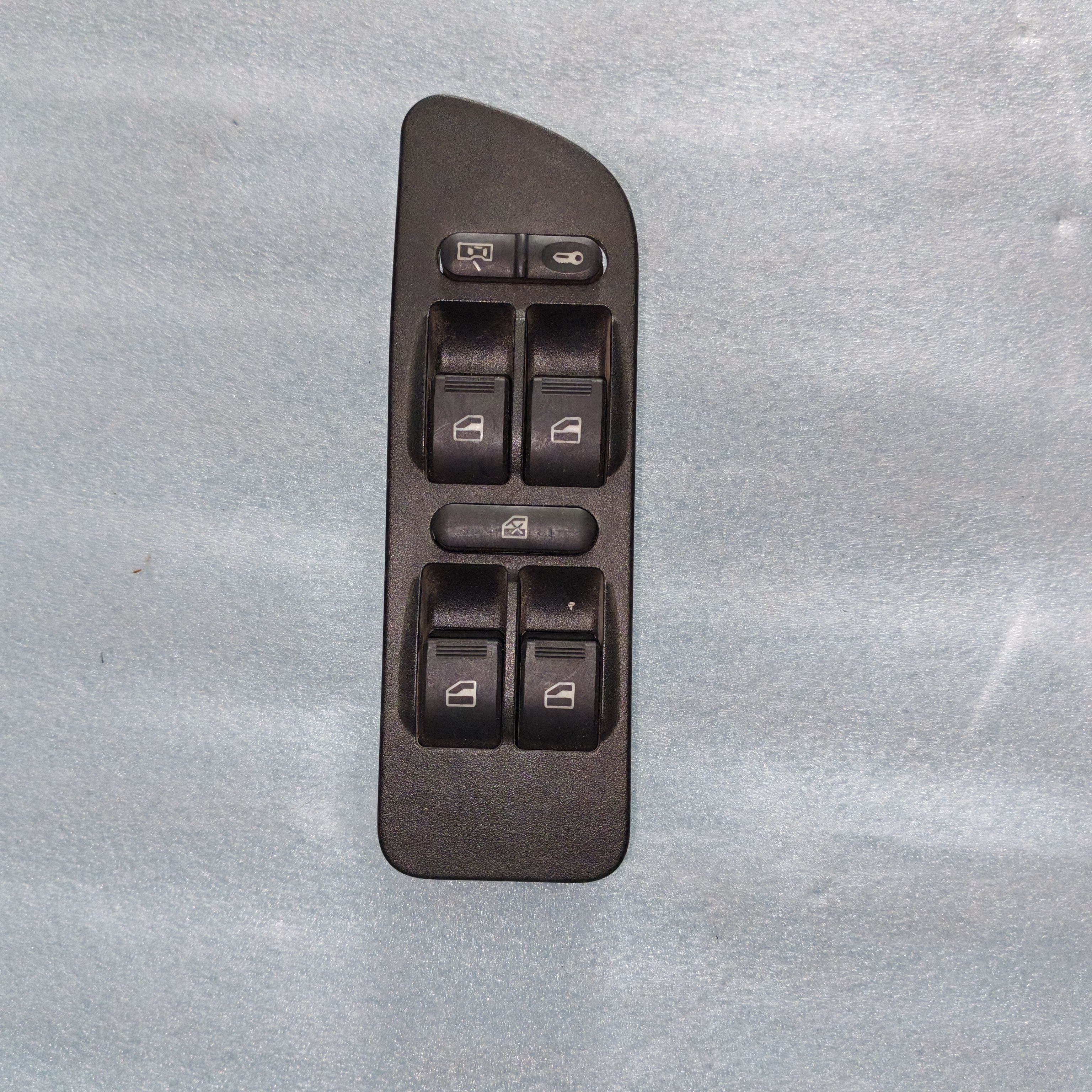 适配于长丰猎豹CS7CFA6420左前升降器开关总开关总成全新原装