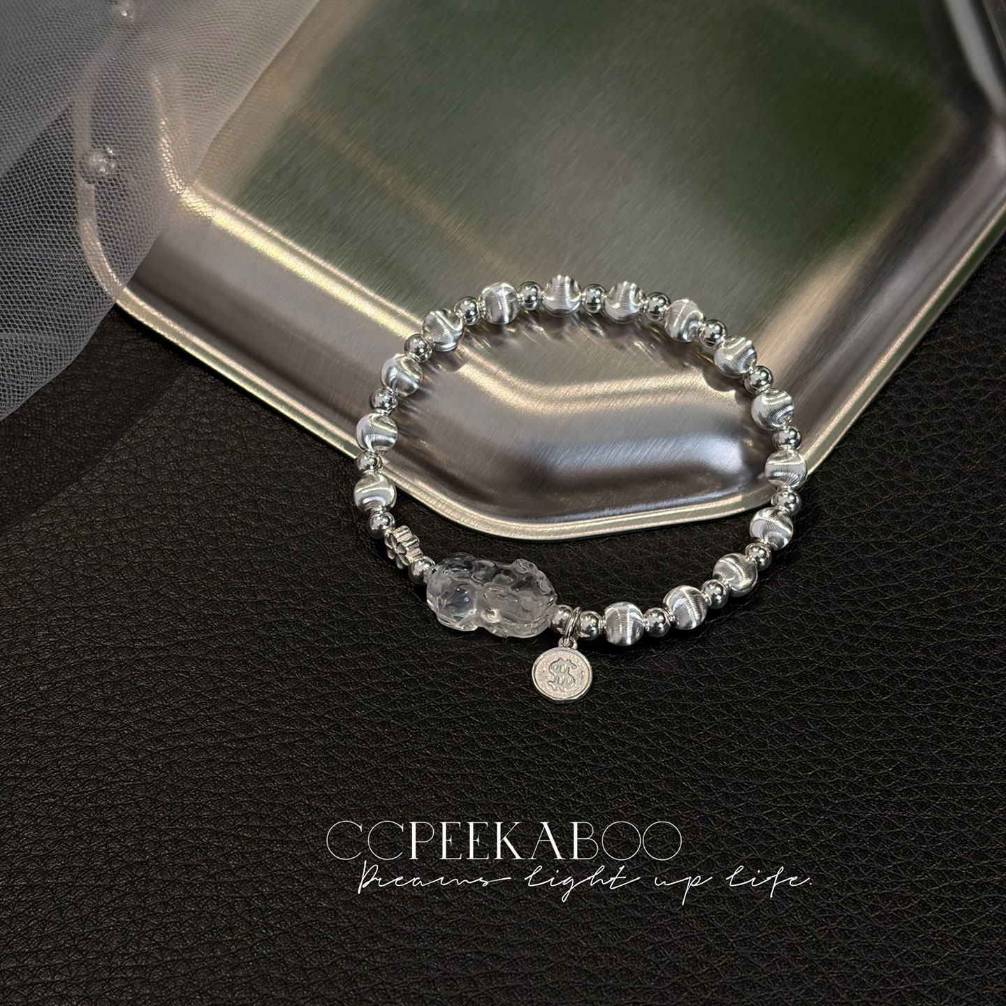 「ccpeekaboo」有钱花猫眼爆闪S925纯银珠白水晶貔貅钱币手链礼物