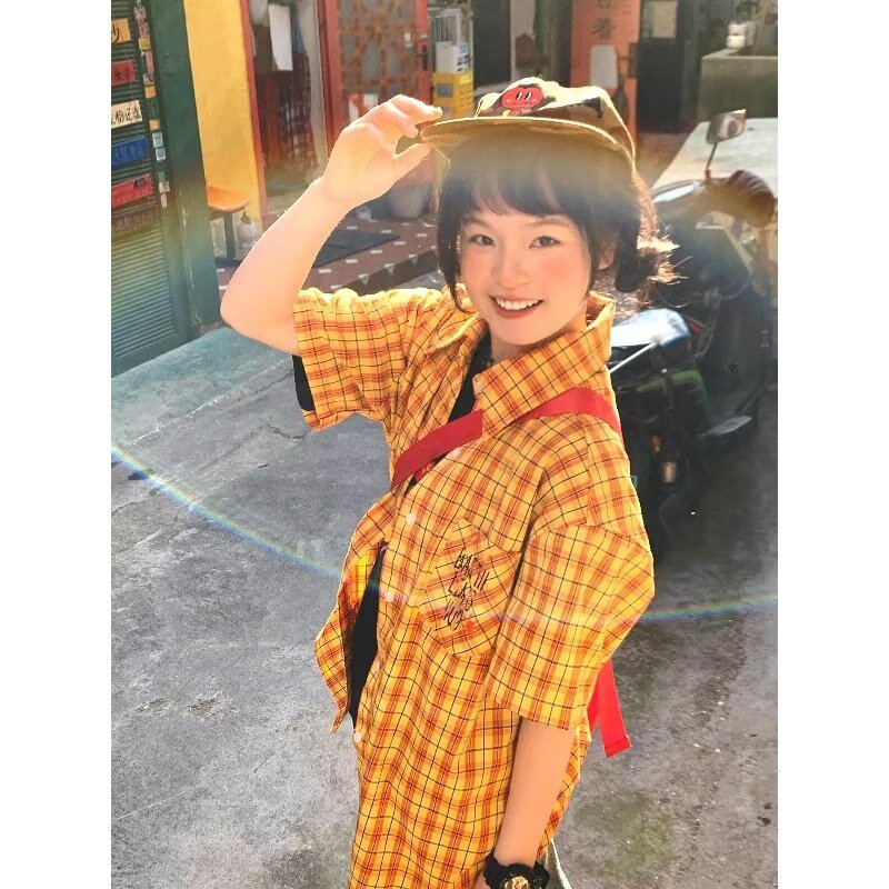 夏天日系黄格子衬衫男女情侣短袖休闲衬衣夏季多巴胺黄色格纹上衣