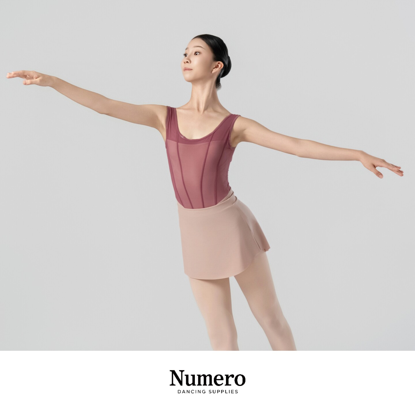 Numero纽漫芭蕾成人女裸感鱼骨专业芭蕾拼色体操服夏季吸汗连体服