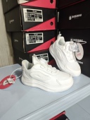 童鞋 儿童运动鞋 中大童板鞋 品牌断码 皮面网面男女童轻便软底小白鞋