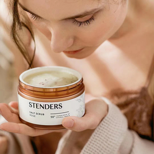 施丹兰磨砂膏滋润 葡萄柚身体磨砂盐玫瑰光滑肌肤 去鸡皮角质嫩白