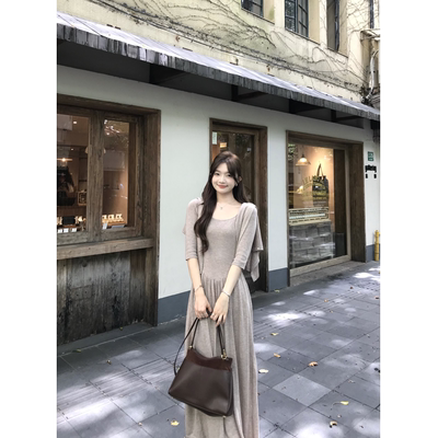 77store 羊毛针织连衣裙女秋冬修身内搭U领收腰打底长裙+开衫套装
