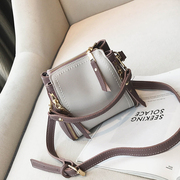 秋冬女包包2017新款潮韩版百搭水桶包ulzzang手提小包单肩斜挎包