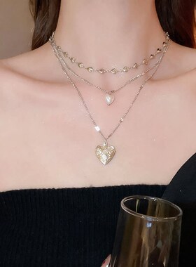 爱心吊坠三层珍珠项链百搭小众个性锁骨链轻奢高级感气质饰品